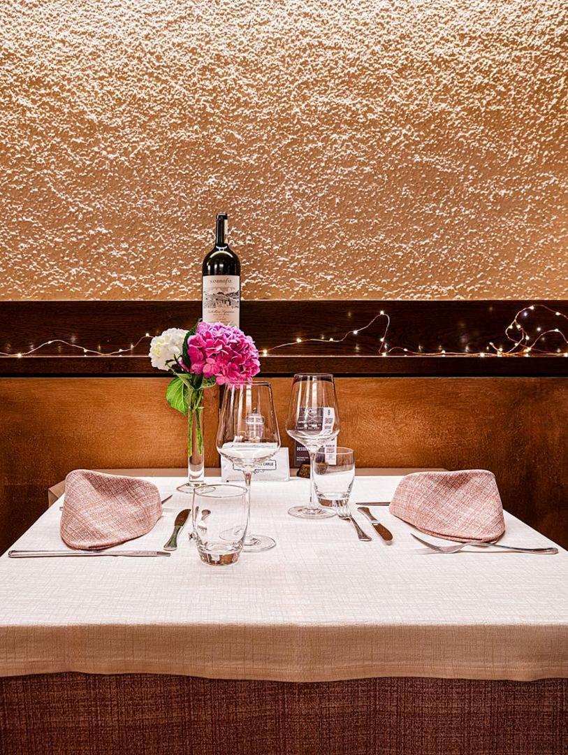 Wine Hotel San Carlo - Relais & Spa - Boutique Hotel Chiuro Exterior photo