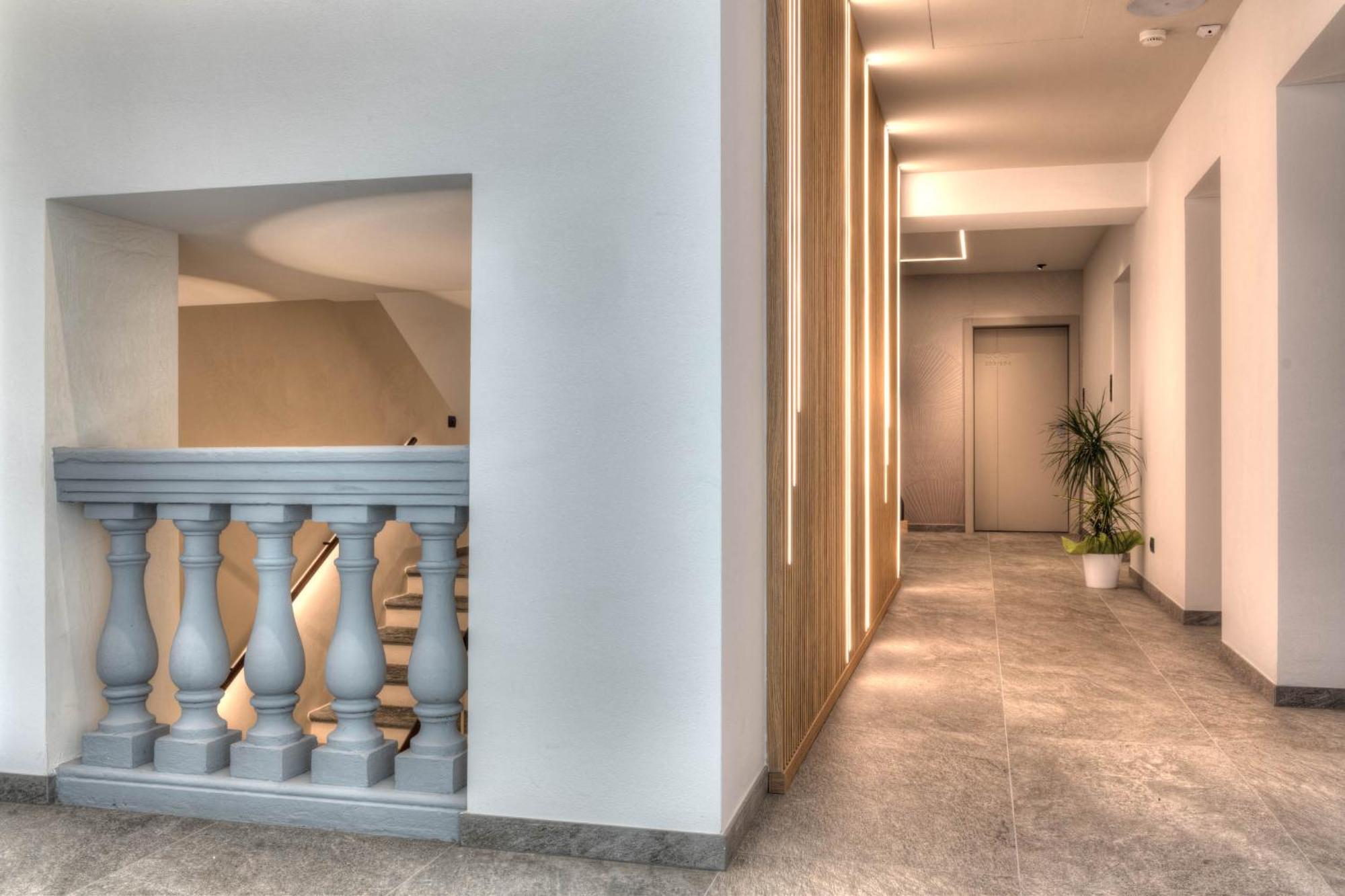 Wine Hotel San Carlo - Relais & Spa - Boutique Hotel Chiuro Exterior photo