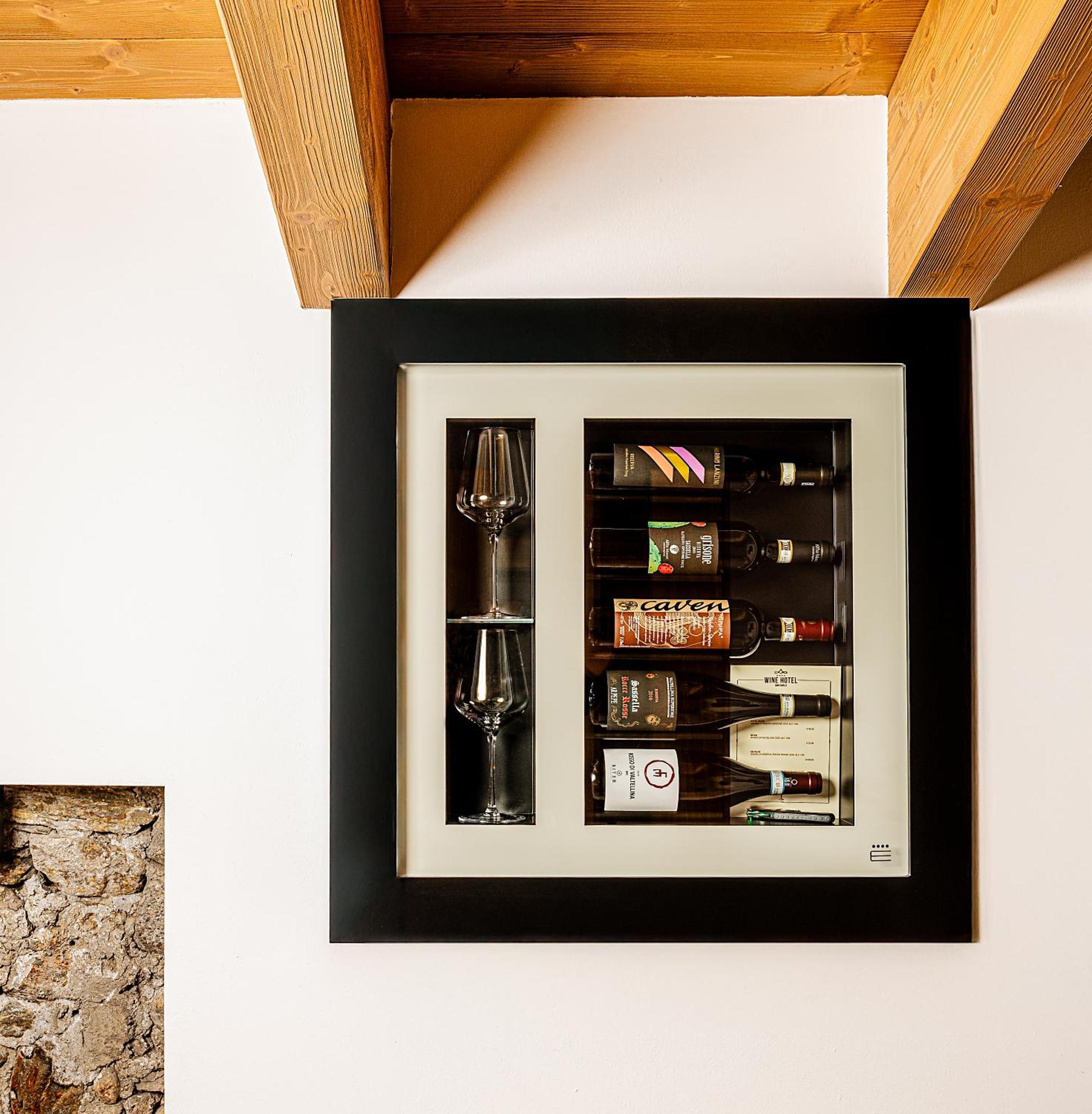 Wine Hotel San Carlo - Relais & Spa - Boutique Hotel Chiuro Exterior photo